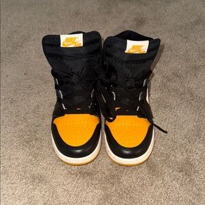 Nike Kids Sneakers - Black and Yellow